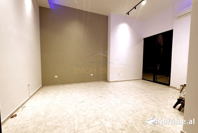 Ambient biznesi ne shitje 1+1 ne Tirane - 140,000 Euro