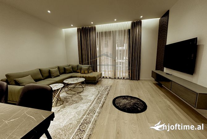 Shtepi me qera 2+1 ne Tirane - 1,600 Euro