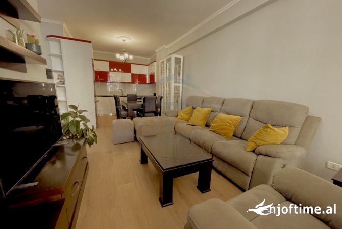 Shtepi me qera 2+1 ne Tirane - 500 Euro