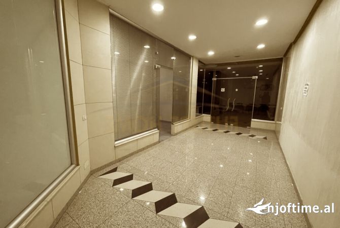 Ambient biznesi ne shitje 1+1 ne Tirane - 90,000 Euro