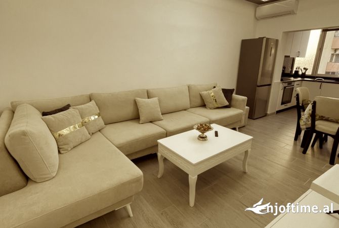 Shtepi ne shitje 1+1 ne Tirane - 105,000 Euro