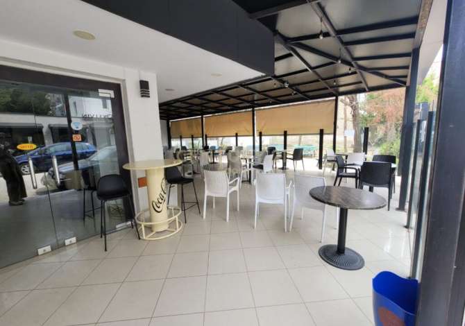 Ambient biznesi me qera 2+1 ne Tirane - 700 Euro