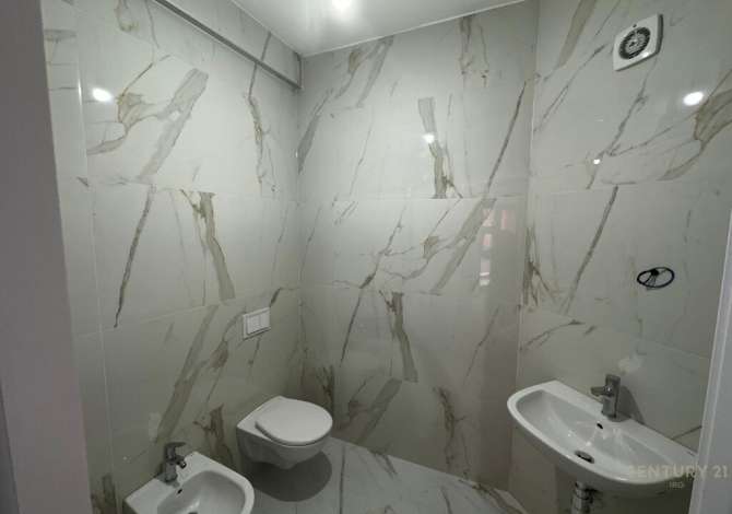 Ambient biznesi me qera 1+1 ne Tirane - 600 Euro