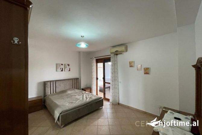 Shtepi me qera Apartament ne Tirane, 2+1, Mobilimi E mobiluar, Pagesa 600  Euro.