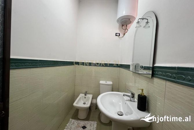 Shtepi me qera 3+1 ne Tirane - 800 Euro