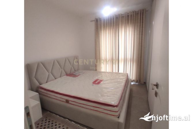 Shtepi me qera Apartament ne Tirane, 2+1, Mobilimi E mobiluar, Pagesa 800  Euro.