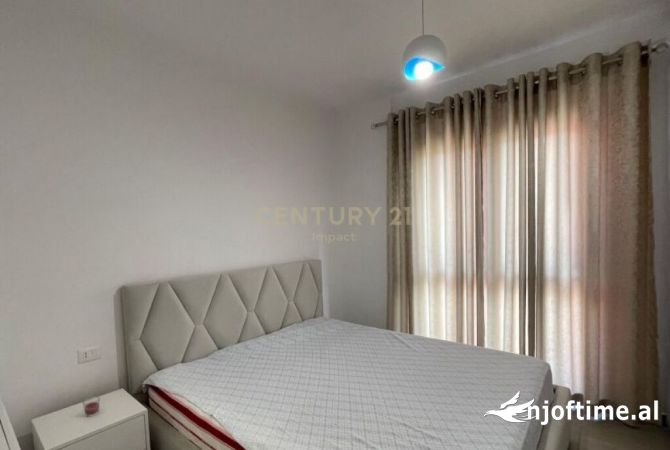 Shtepi me qera Apartament ne Tirane, 2+1, Mobilimi E mobiluar, Pagesa 800  Euro.