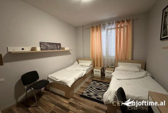 Apartament 2+1+ Post Parkimi Tek Kopeshti Zoologjik!