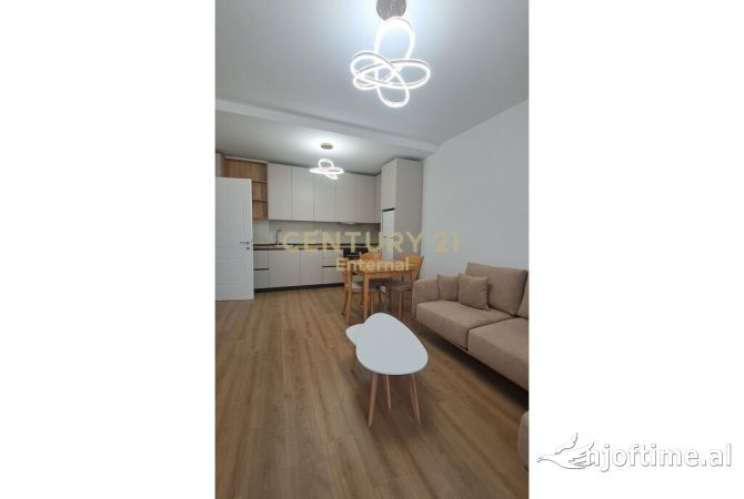 Shtepi me qera Apartament ne Tirane, 1+1, Mobilimi E mobiluar, Pagesa 1,200  Euro.