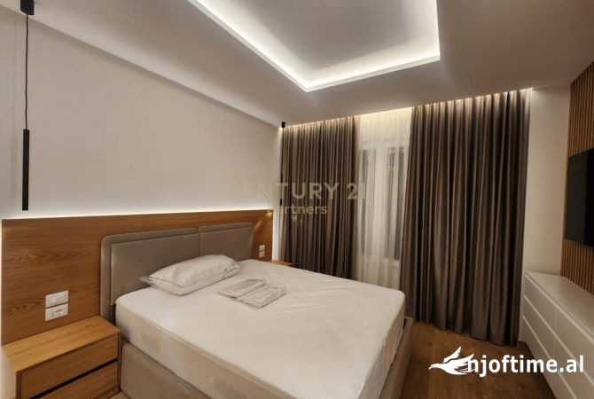Shtepi me qera Apartament ne Tirane, 2+1, Mobilimi E mobiluar, Pagesa 1,200  Euro.