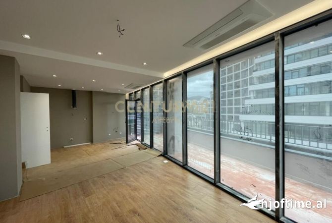 Shtepi me qera Apartament ne Tirane, 2+1, Mobilimi Bosh, pa mobiluar, Pagesa 1,300  Euro.