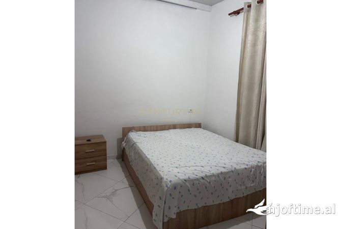 Shtepi me qera 1+1 ne Tirane - 300 Euro