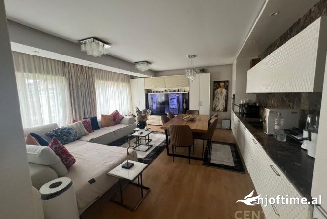 Shtepi me qera 2+1 ne Tirane - 850 Euro