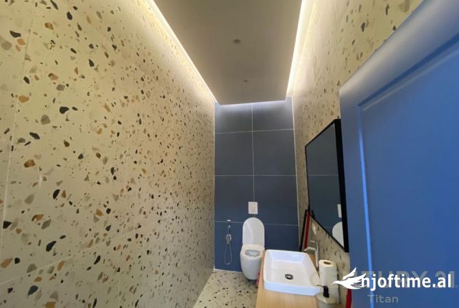 Ambient biznesi me qera 3+1 ne Tirane - 500 Euro