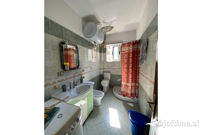 Shtepi me qera 2+1 ne Tirane - 550 Euro