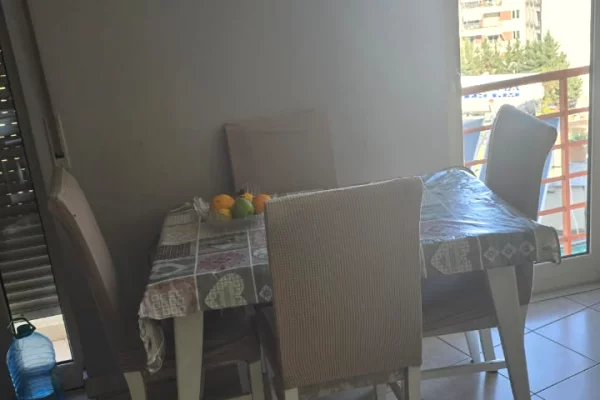 Shtepi me qera 2+1 ne Tirane - 500 Euro