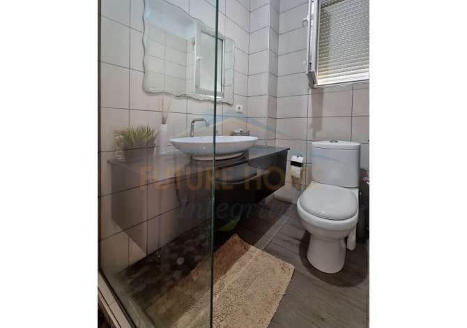Shtepi ne shitje 2+1 ne Tirane - 180,000 Euro