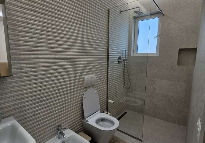 Shtepi me qera Apartament ne Tirane, 4+1, Mobilimi E mobiluar, Pagesa 2,999  Euro.