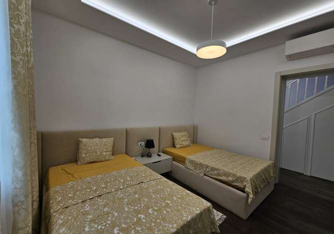 Shtepi me qera Apartament ne Tirane, 4+1, Mobilimi E mobiluar, Pagesa 2,999  Euro.