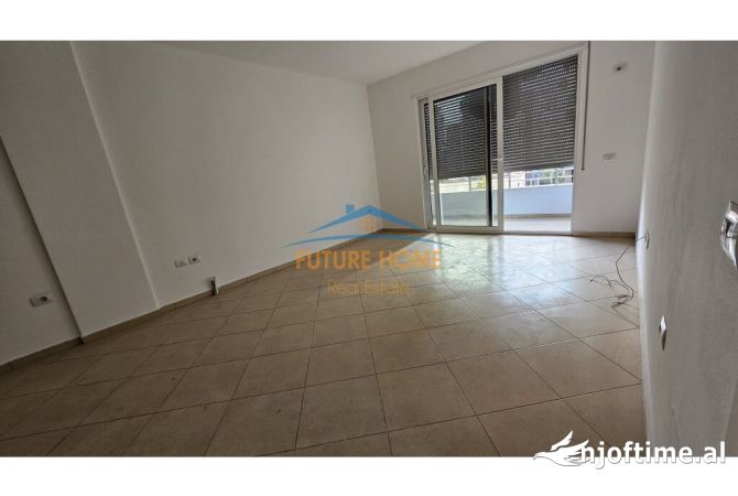 Shtepi ne shitje Apartament ne Tirane, 1+1, Mobilimi E mobiluar, Pagesa 109,000  Euro.