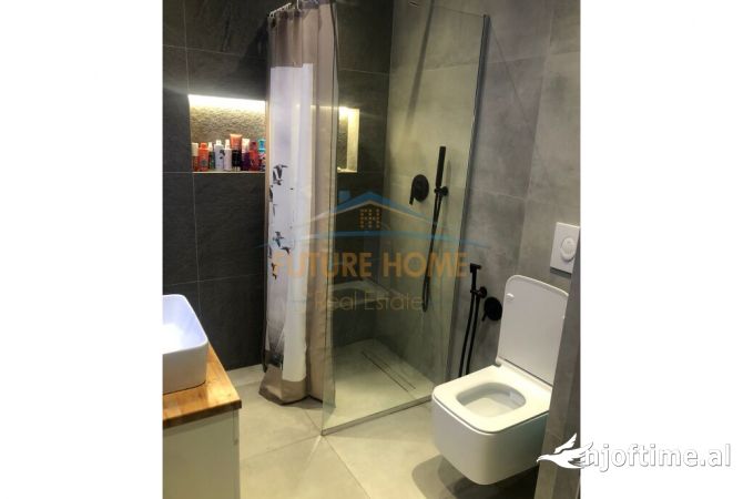 Shtepi me qera 2+1 ne Tirane - 650 Euro