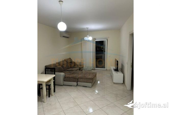 Shtepi me qera 1+1 ne Tirane - 420 Euro