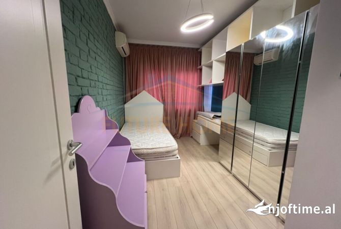 Shtepi me qera 2+1 ne Tirane - 650 Euro