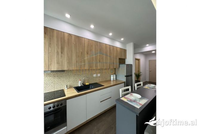 Shtepi ne shitje 1+1 ne Tirane - 155,000 Euro