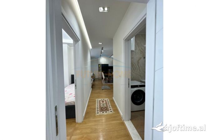 Shtepi me qera Apartament ne Tirane, 2+1, Mobilimi E mobiluar, Pagesa 650  Euro.