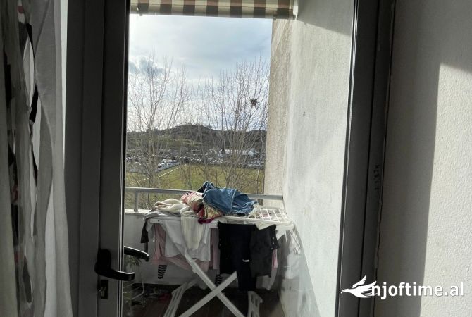 Shtepi ne shitje Apartament ne Tirane, 2+1, Mobilimi E mobiluar, Pagesa 137,000  Euro.