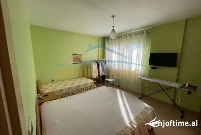 Shtepi ne shitje Apartament ne Tirane, 2+1, Mobilimi E mobiluar, Pagesa 248,000  Euro.