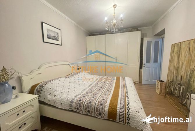 Shtepi me qera Apartament ne Tirane, 2+1, Mobilimi E mobiluar, Pagesa 700  Euro.