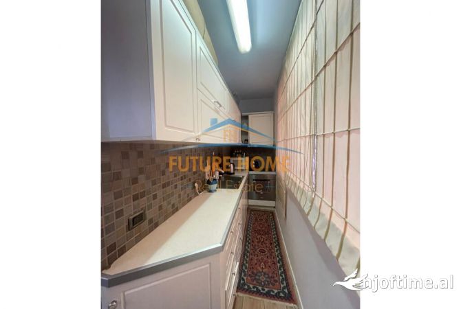 Shtepi me qera Apartament ne Tirane, 2+1, Mobilimi E mobiluar, Pagesa 700  Euro.