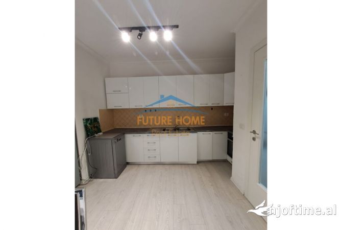 Shtepi me qera Apartament ne Tirane, 1+1, Mobilimi E mobiluar, Pagesa 550  Euro.