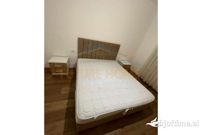 Shtepi me qera Apartament ne Tirane, 1+1, Mobilimi E mobiluar, Pagesa 500  Euro.