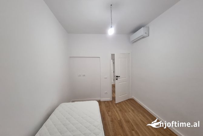 Shtepi me qera Apartament ne Tirane, 2+1, Mobilimi E mobiluar, Pagesa 700  Euro.