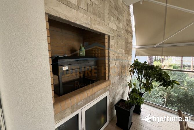 Shtepi ne shitje Apartament ne Durres, 2+1, Mobilimi E mobiluar, Pagesa 320,000  Euro.