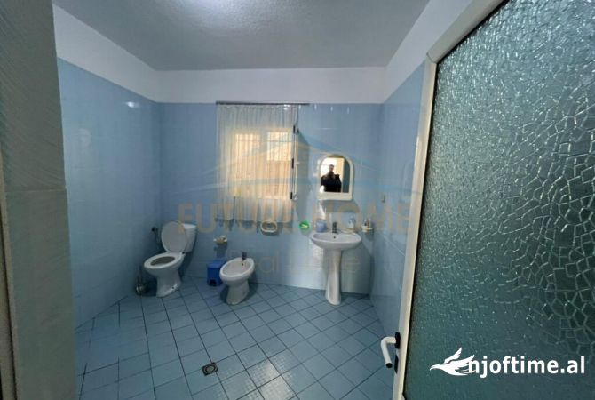 Shtepi ne shitje 4+1 ne Tirane - 200,000 Euro