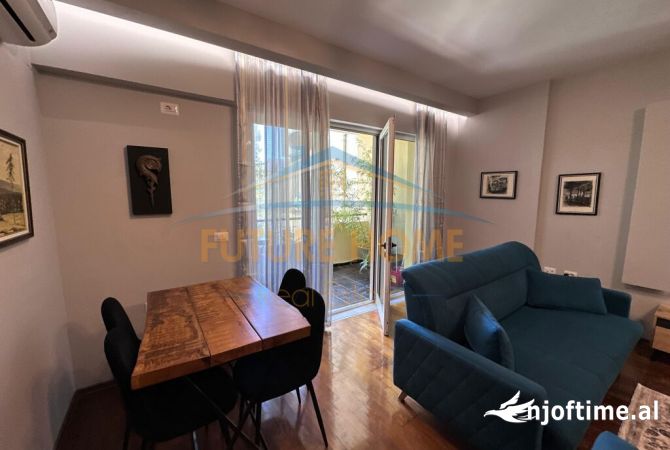Shtepi ne shitje Apartament ne Tirane, 2+1, Mobilimi E mobiluar, Pagesa 185,000  Euro.