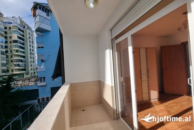 Qera,Apartament 3+1+2+Post parkimi,Ish Ekspozita