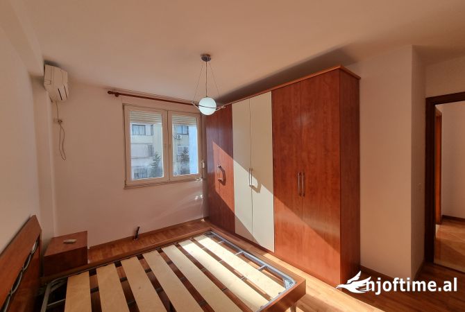 Qera,Apartament 3+1+2+Post parkimi,Ish Ekspozita