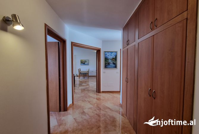 Qera,Apartament 3+1+2+Post parkimi,Ish Ekspozita