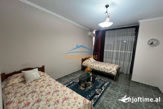 Shtepi me qera Apartament ne Tirane, 2+1, Mobilimi E mobiluar, Pagesa 650  Euro.