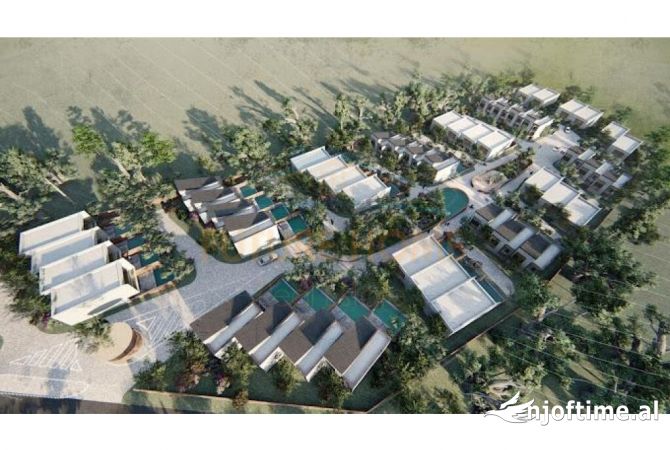 Shtepi ne shitje Vila Luksoze ne Tirane, 4+1, Mobilimi Bosh, pa mobiluar, Pagesa 678,000  Euro.