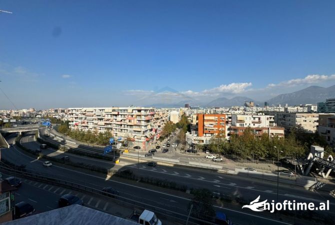 Shtepi ne shitje Apartament ne Tirane, 1+1, Mobilimi E mobiluar, Pagesa 135,000  Euro.
