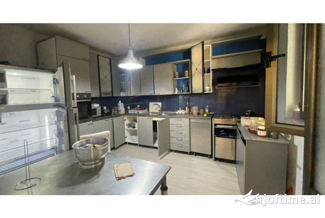 Shtepi me qera 2+1 ne Tirane - 500 Euro
