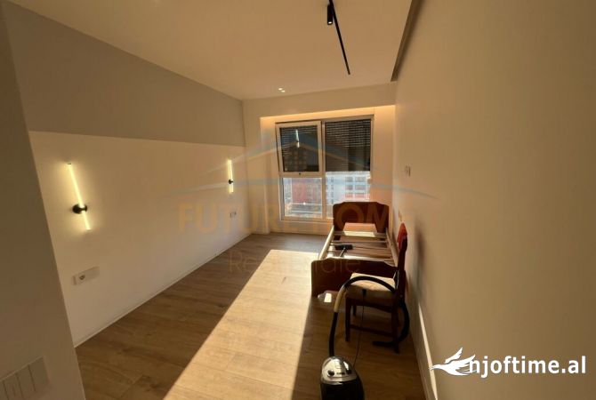Shtepi me qera Apartament ne Tirane, 2+1, Mobilimi Bosh, pa mobiluar, Pagesa 500  Euro.