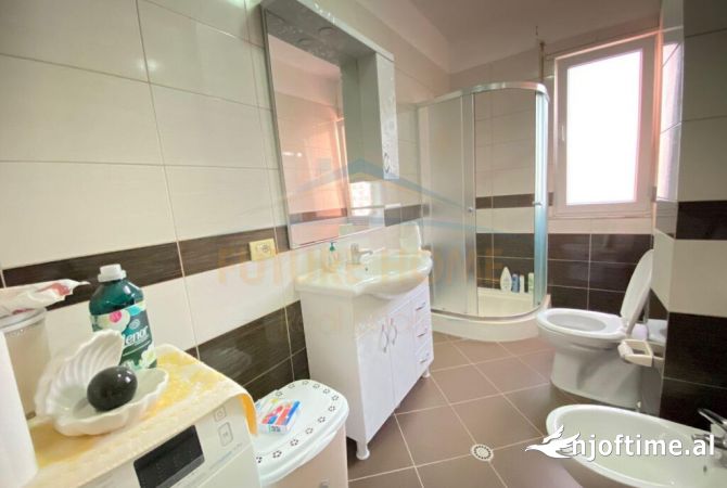 Shtepi me qera Apartament ne Tirane, 2+1, Mobilimi E mobiluar, Pagesa 350  Euro.