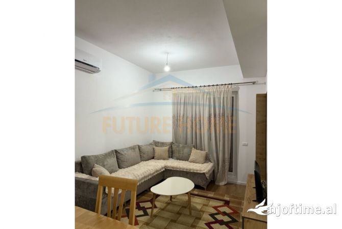 Shtepi me qera 2+1 ne Tirane - 550 Euro