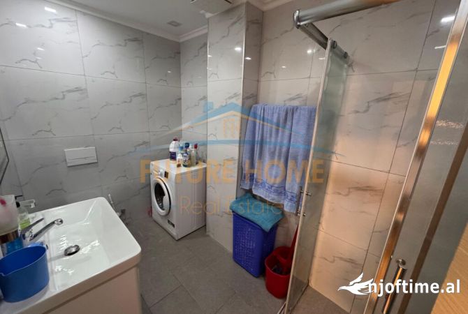 Shtepi ne shitje Apartament ne Tirane, 2+1, Mobilimi Bosh, pa mobiluar, Pagesa 235,000  Euro.